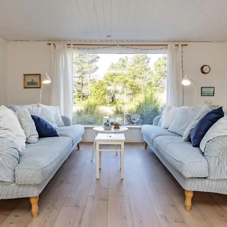Holiday home 8 Person In *