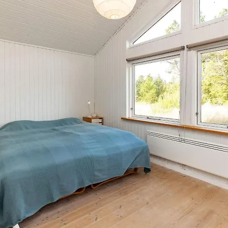 8 Person In Holiday home Jerup