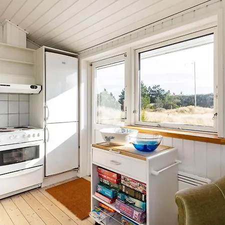8 Person Holiday Home In Jerup-By Traum *